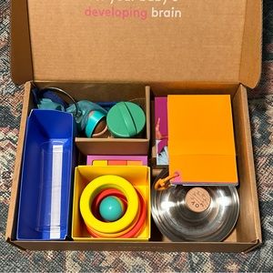 Lovevery The Explorer Play Kit (9-10 months)